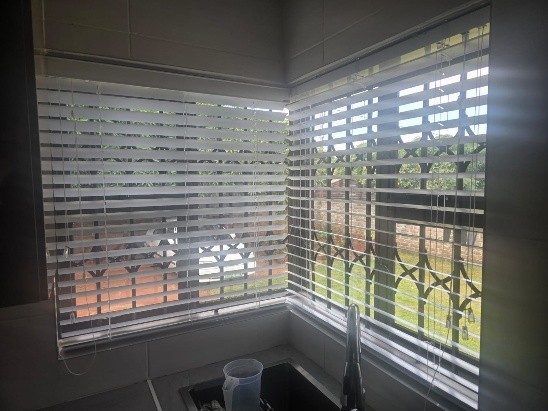 Horizontal Venetian blinds by Linric Blinds